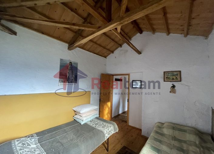 Image No.25-2 Bed Property for sale