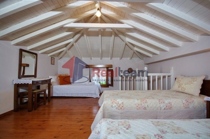 Image No.14-4 Bed Property for sale