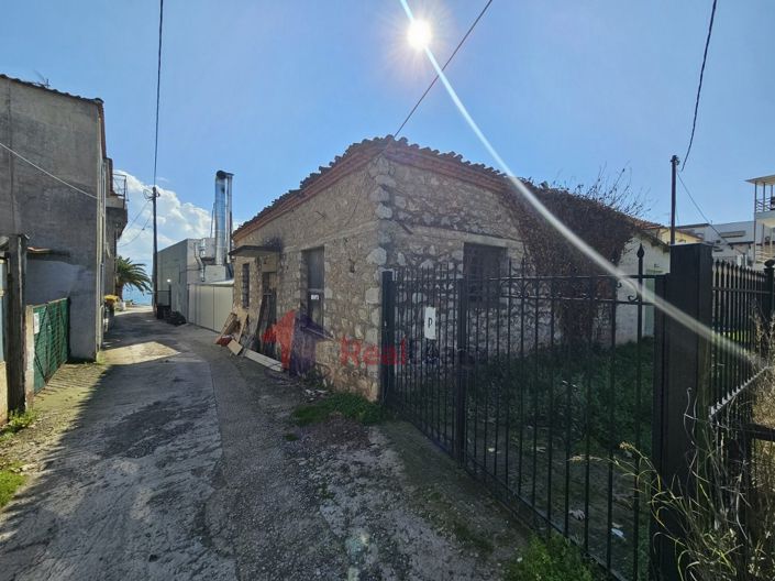 Image No.11-1 Bed Property for sale