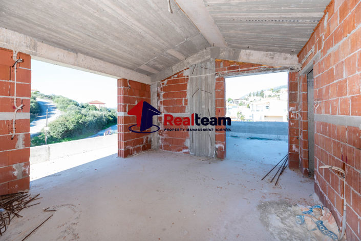 Image No.11-3 Bed Property for sale