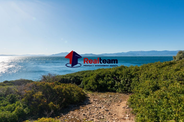 Image No.23-3 Bed Property for sale