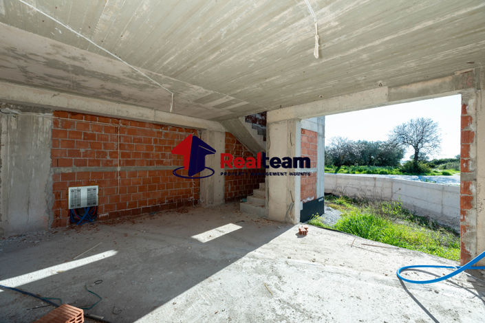 Image No.6-3 Bed Property for sale