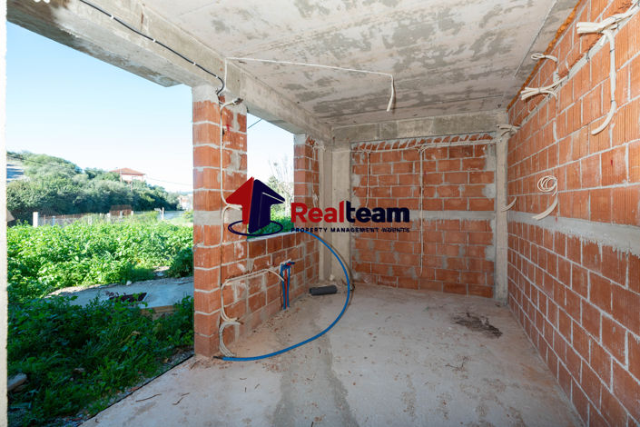 Image No.8-3 Bed Property for sale