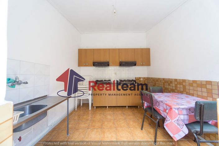 Image No.25-18 Bed Hotel for sale