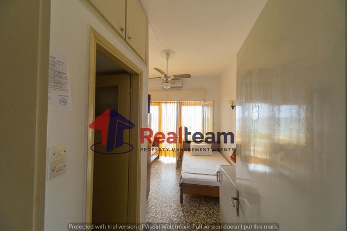 Image No.9-18 Bed Hotel for sale