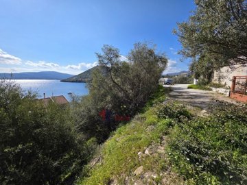 b6bf75ad10cb4ab0a90716629dc43316