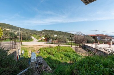 e24690a997f3441a8401fb88bce57f3b