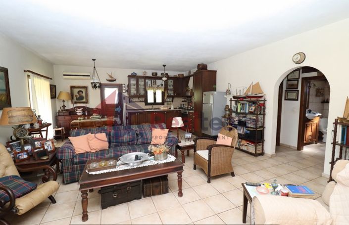 Image No.14-Propriété de 2 chambres à vendre à Ditropo