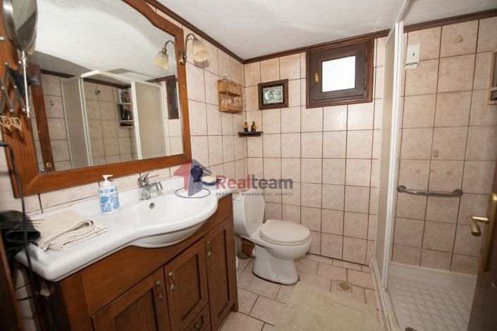 Image No.15-2 Bed Property for sale
