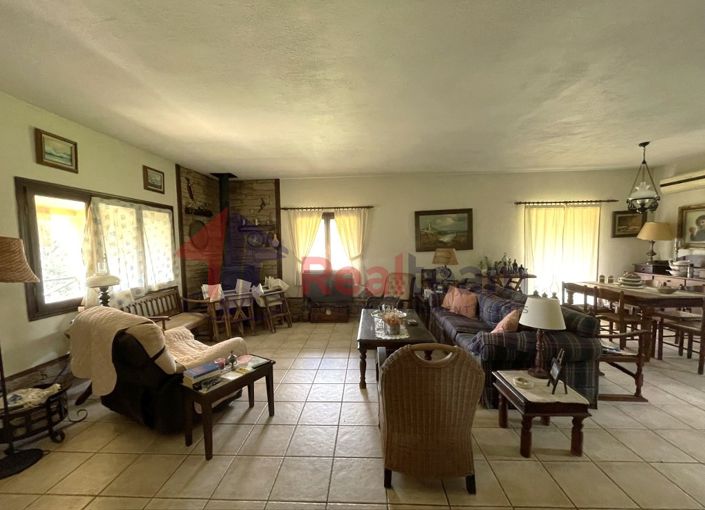 Image No.17-Propriété de 2 chambres à vendre à Ditropo