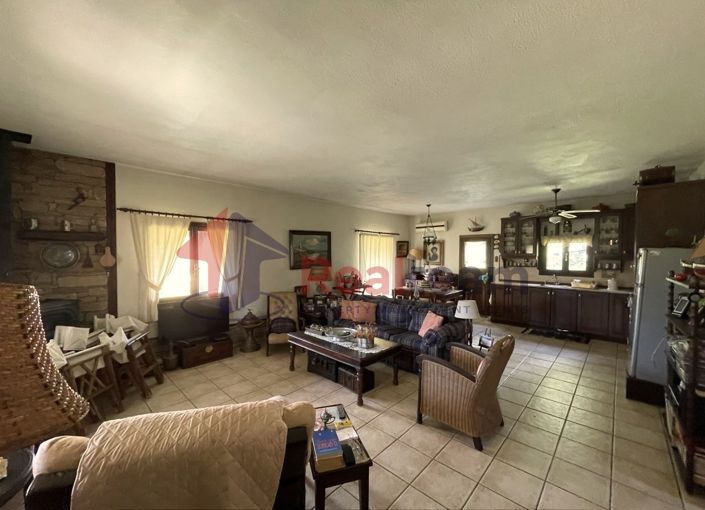 Image No.18-Propriété de 2 chambres à vendre à Ditropo