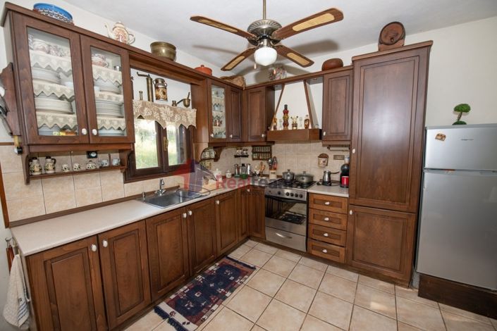 Image No.18-2 Bed Property for sale