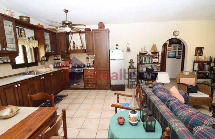 Image No.20-Propriété de 2 chambres à vendre à Ditropo