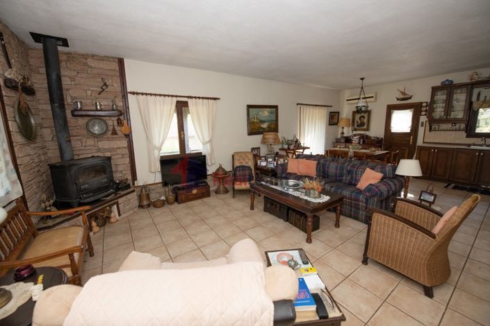 Image No.22-2 Bed Property for sale