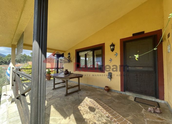 Image No.9-Propriété de 2 chambres à vendre à Ditropo