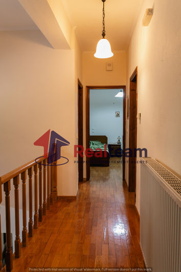 Image No.12-3 Bed Property for sale