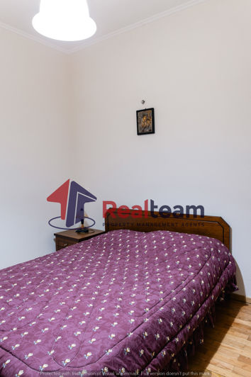 Image No.17-3 Bed Property for sale