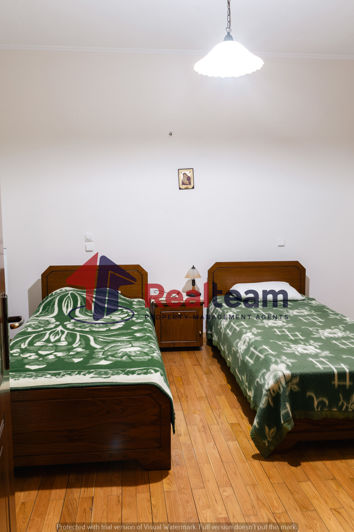 Image No.20-3 Bed Property for sale