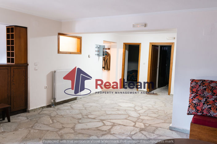 Image No.25-3 Bed Property for sale