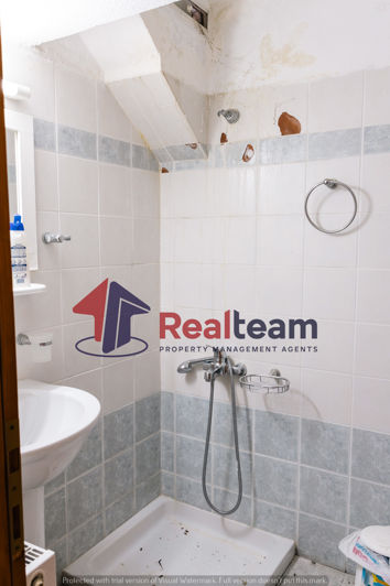 Image No.27-3 Bed Property for sale