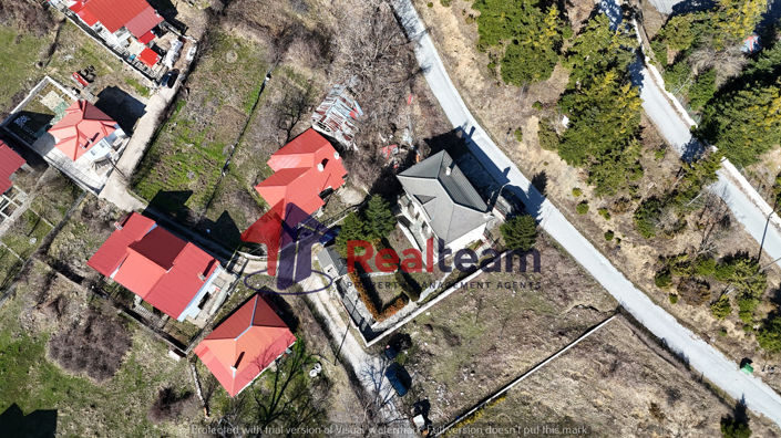 Image No.33-3 Bed Property for sale