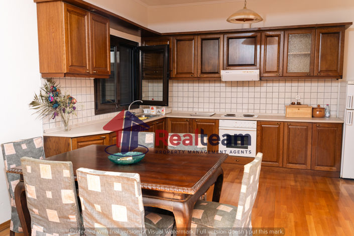 Image No.6-3 Bed Property for sale