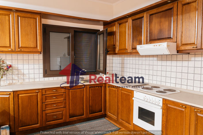 Image No.8-3 Bed Property for sale