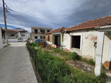 b62b8ba8742d444b89bfa4d3e0b766e8