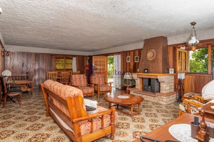 Image No.4-Propriété de 7 chambres à vendre à Nea Agchialos