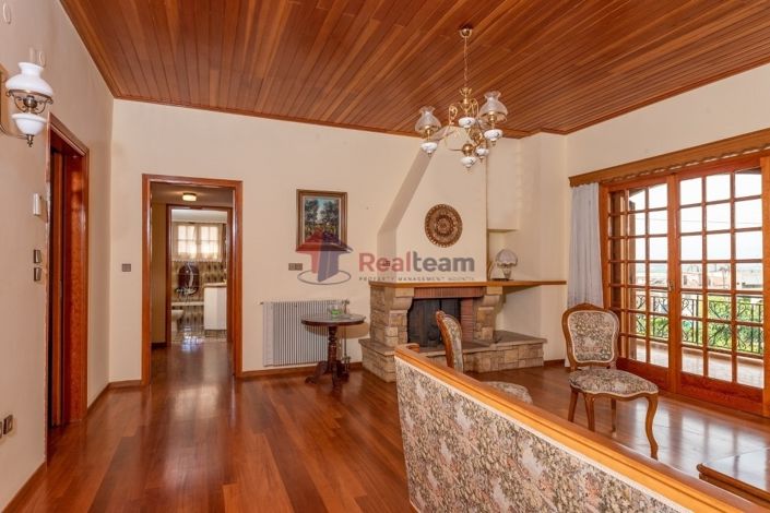 Image No.8-Propriété de 7 chambres à vendre à Nea Agchialos