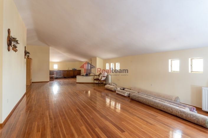 Image No.13-Propriété de 11 chambres à vendre à Volos