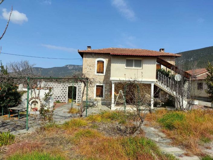 Image No.4-Propriété de 4 chambres à vendre à Sourpi