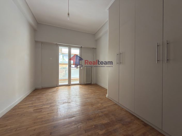 Image No.11-1 Bed Apartment for sale