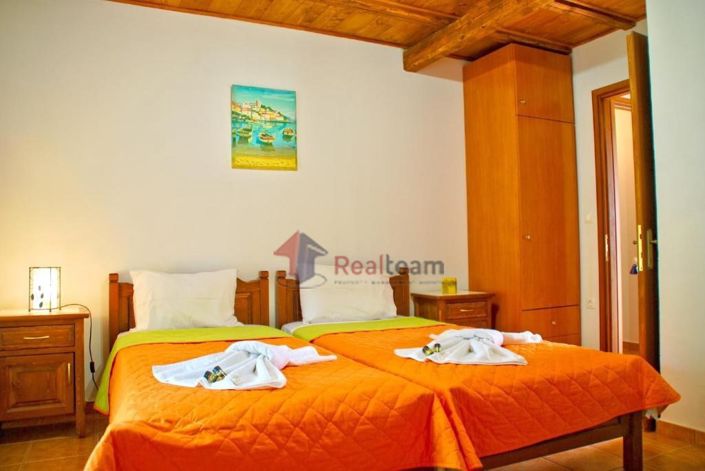 Image No.11-6 Bed Hotel for sale