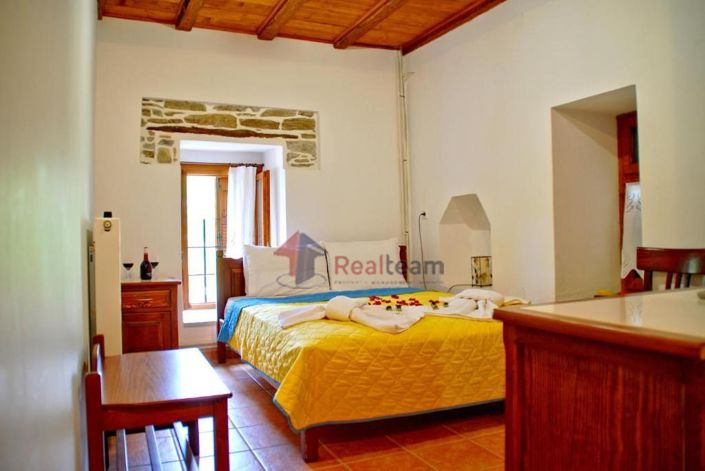 Image No.12-6 Bed Hotel for sale