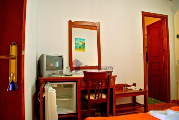 Image No.14-6 Bed Hotel for sale