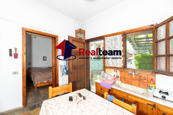 Image No.9-2 Bed Property for sale