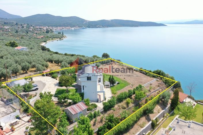 Image No.2-4 Bed Property for sale