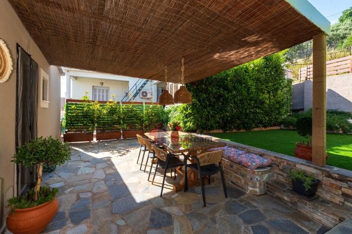 Image No.21-3 Bed Property for sale