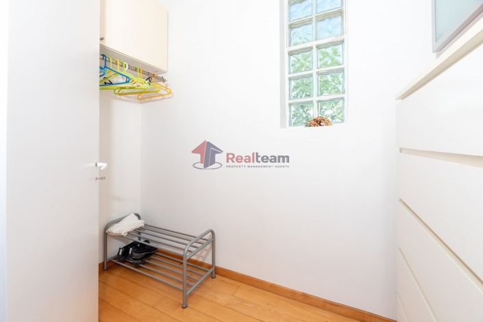 Image No.16-5 Bed Property for sale