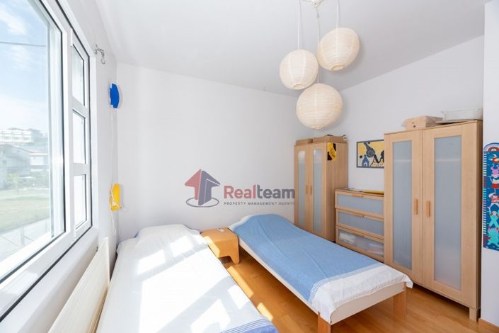 Image No.18-5 Bed Property for sale