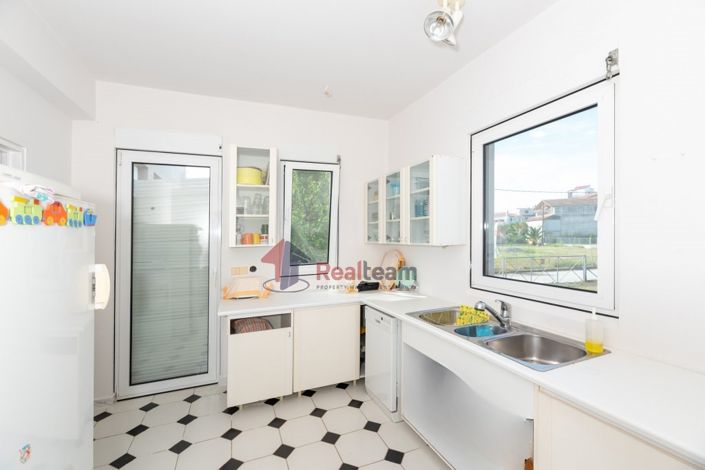 Image No.5-5 Bed Property for sale