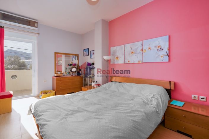 Image No.14-3 Bed Maisonette for sale