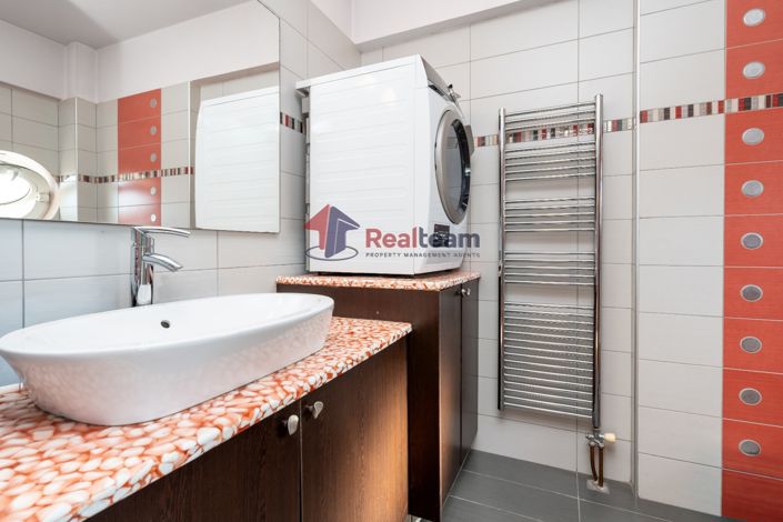 Image No.17-3 Bed Maisonette for sale
