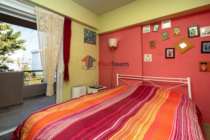Image No.19-3 Bed Maisonette for sale