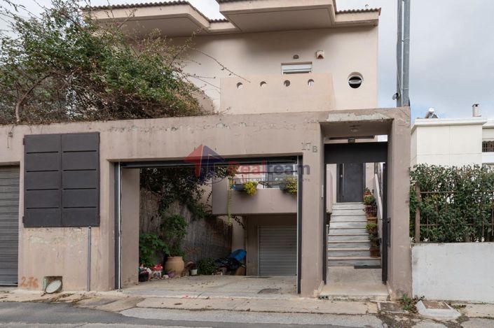 Image No.23-3 Bed Maisonette for sale