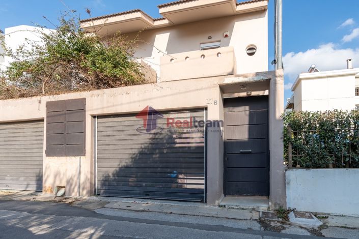 Image No.24-3 Bed Maisonette for sale