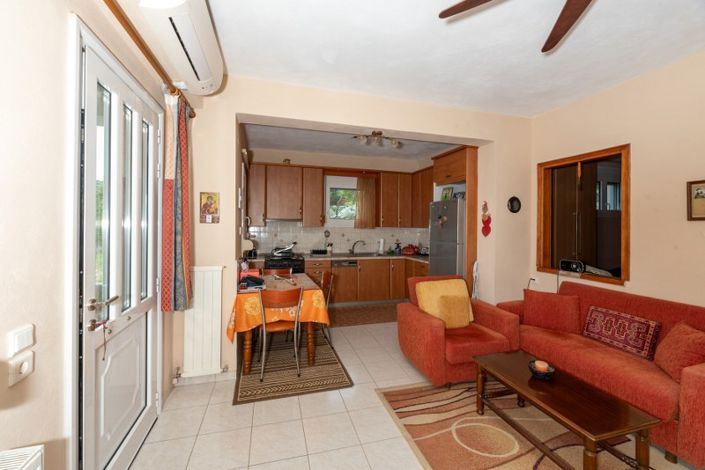 Image No.18-4 Bed Property for sale