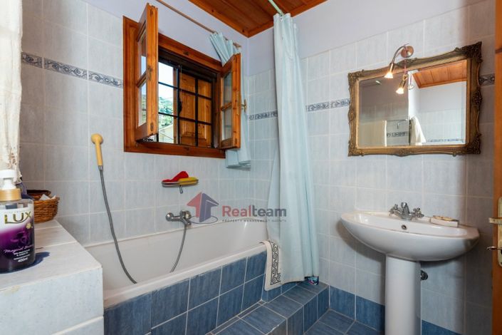 Image No.25-Propriété de 2 chambres à vendre à Agria