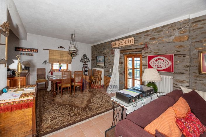 Image No.35-Propriété de 2 chambres à vendre à Agria